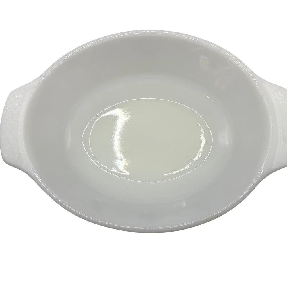 Vintage‎ Milk Glass Baking Dish Made in USA Oven Safe White Round Casserole Lid